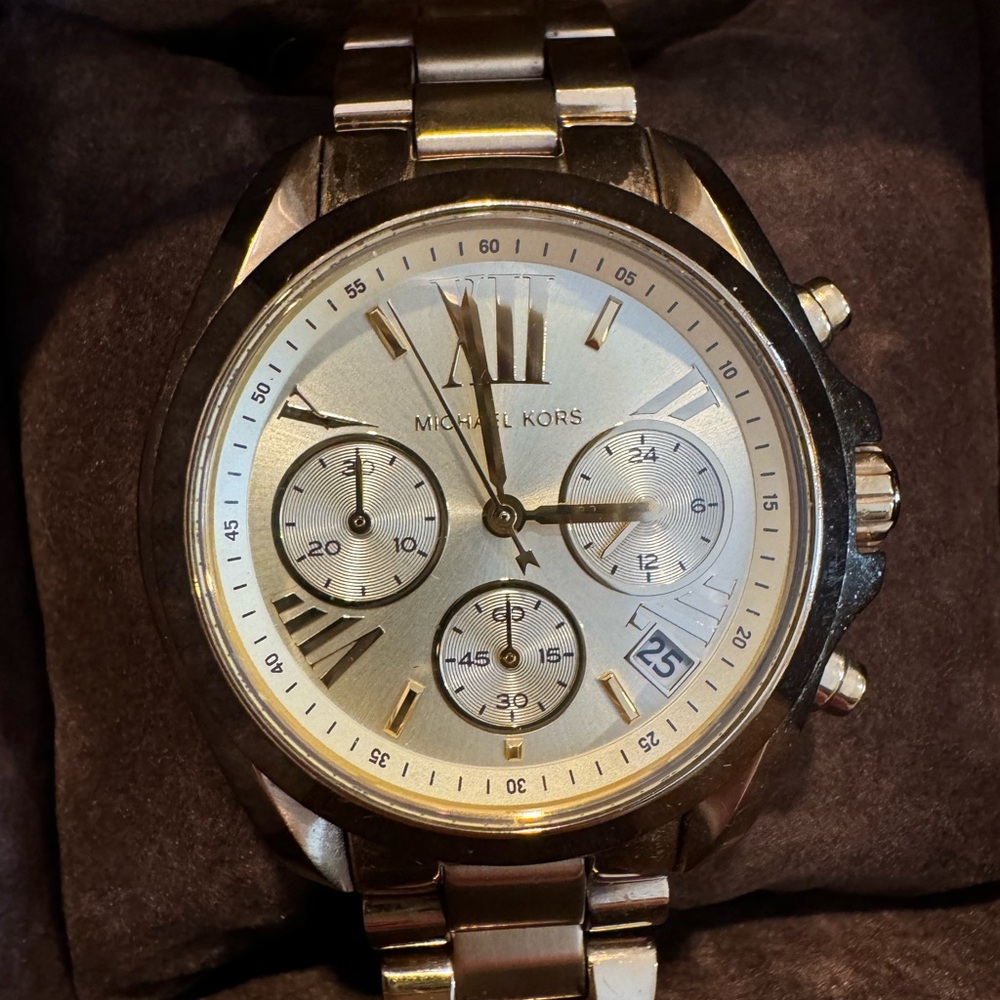 All Gold Michael Kors Watch - Picture 3 of 9